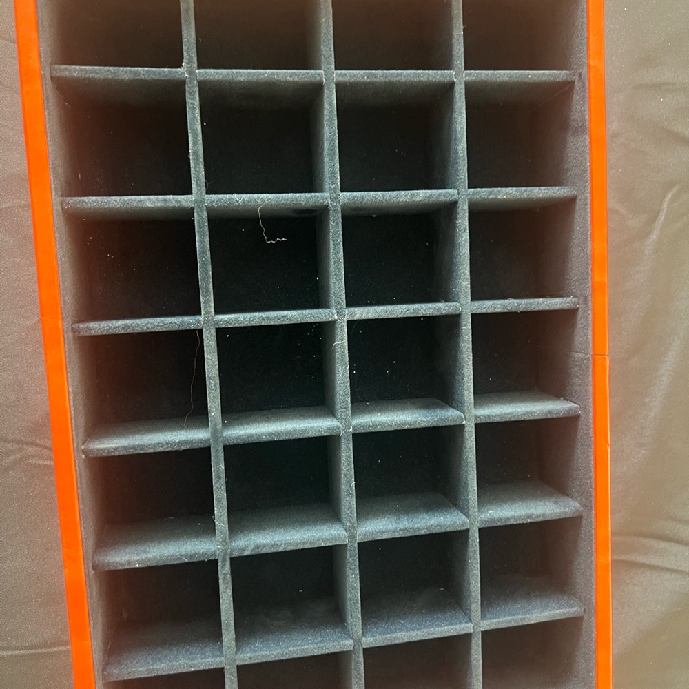 Jewelry organizer